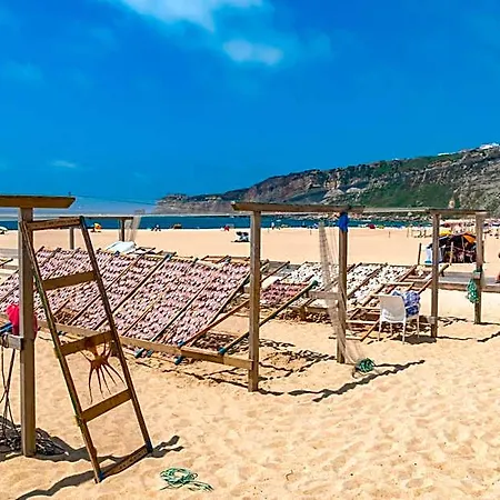 Parque De Campismo Orbitur Valado מלון נאזרה